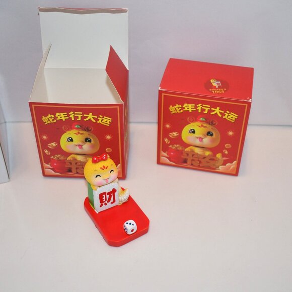 Tawd Snake Shape Smartphone Stand –Set of 2 2025 Year of the Snake Desk Decorati - Picture 1 of 5